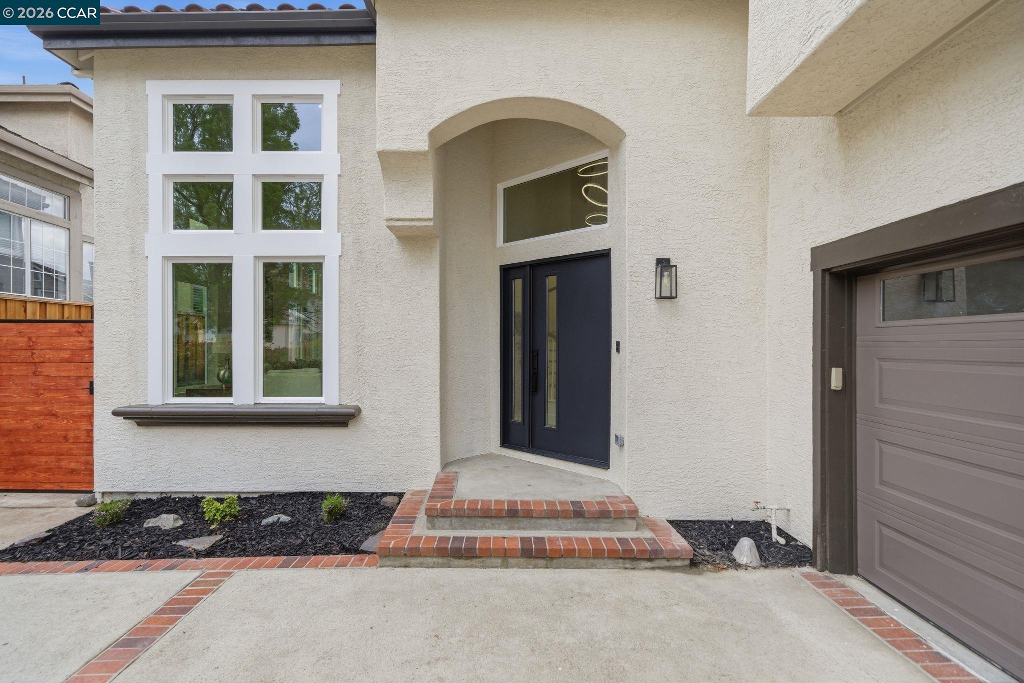 509 Zenith Ridge Dr