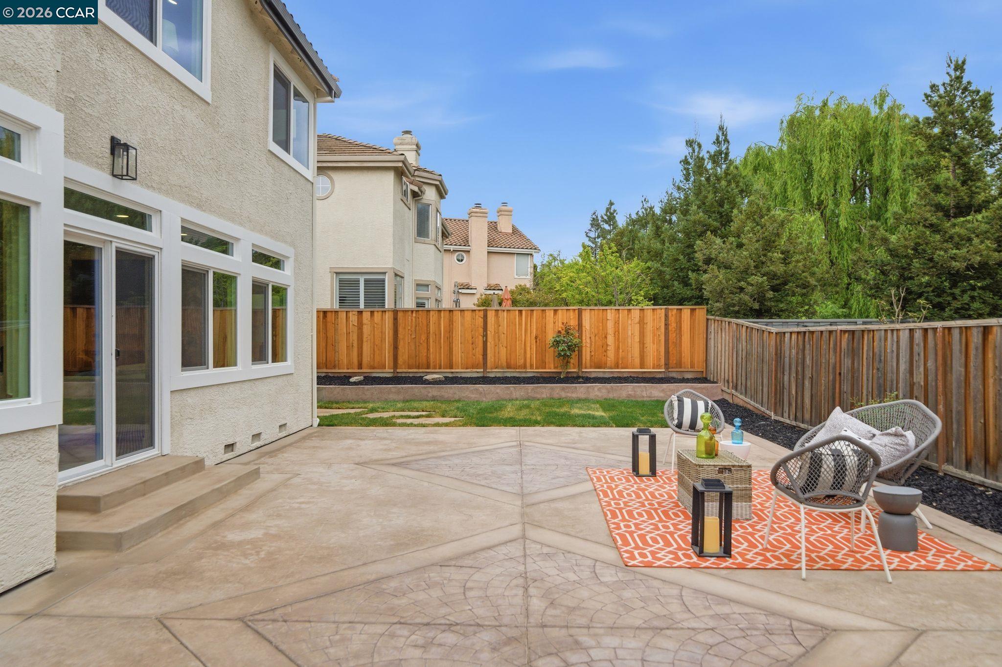 509 Zenith Ridge Dr