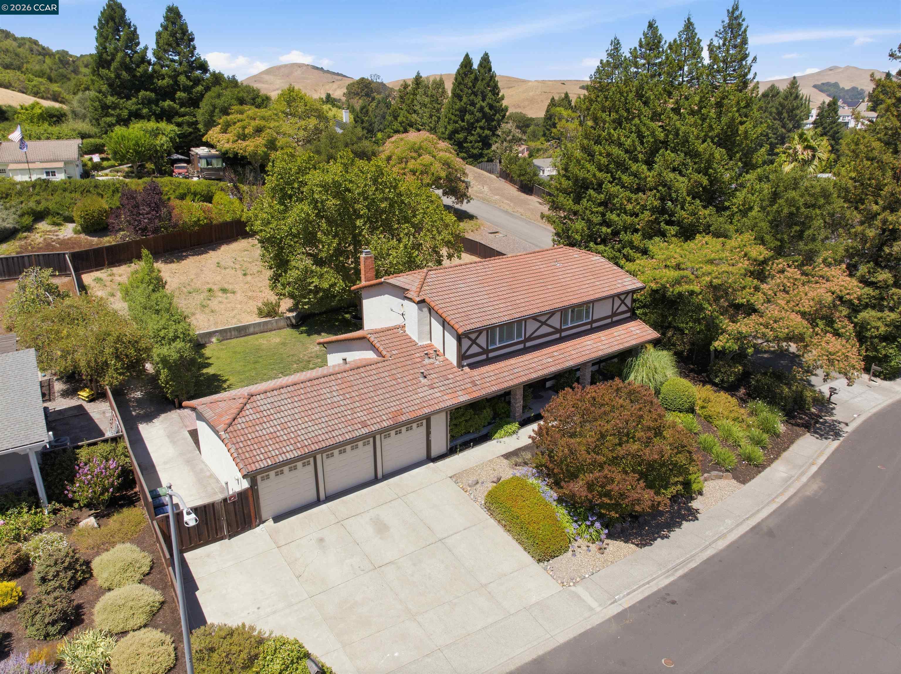 204 Lasso Cir