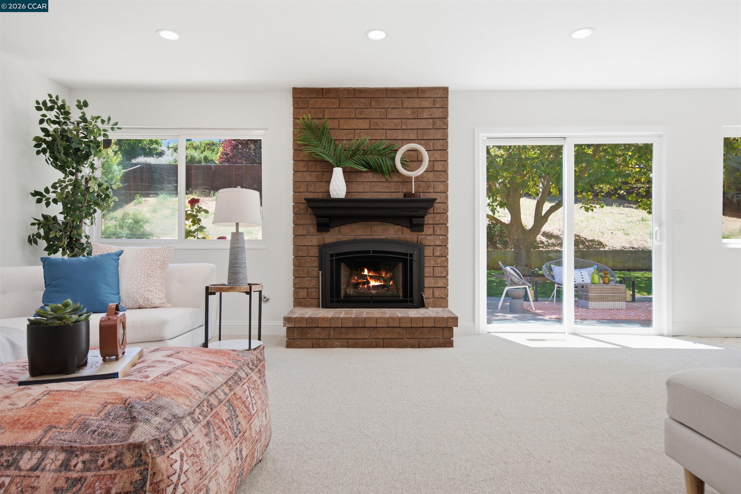 204 Lasso Cir