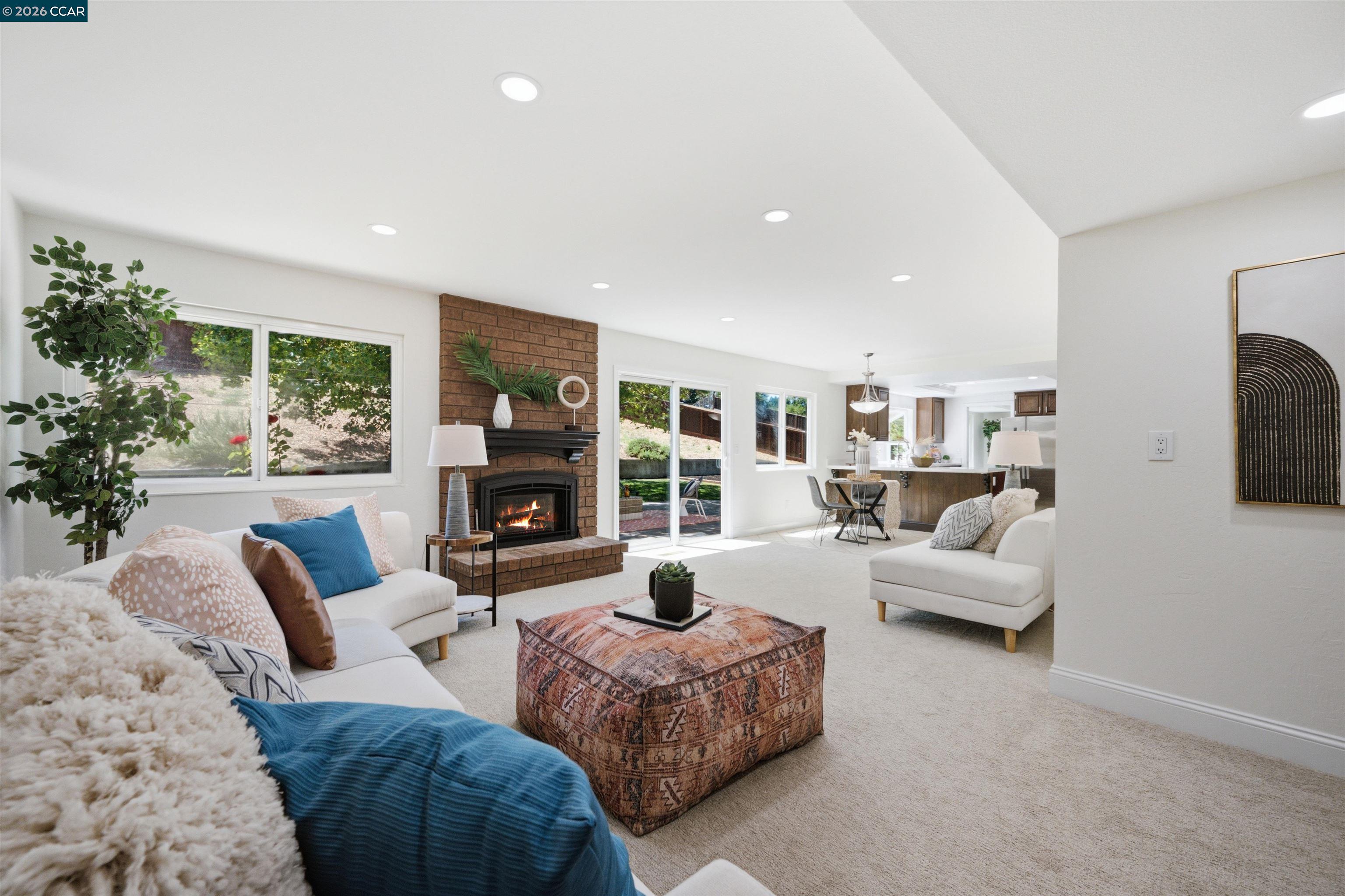 204 Lasso Cir