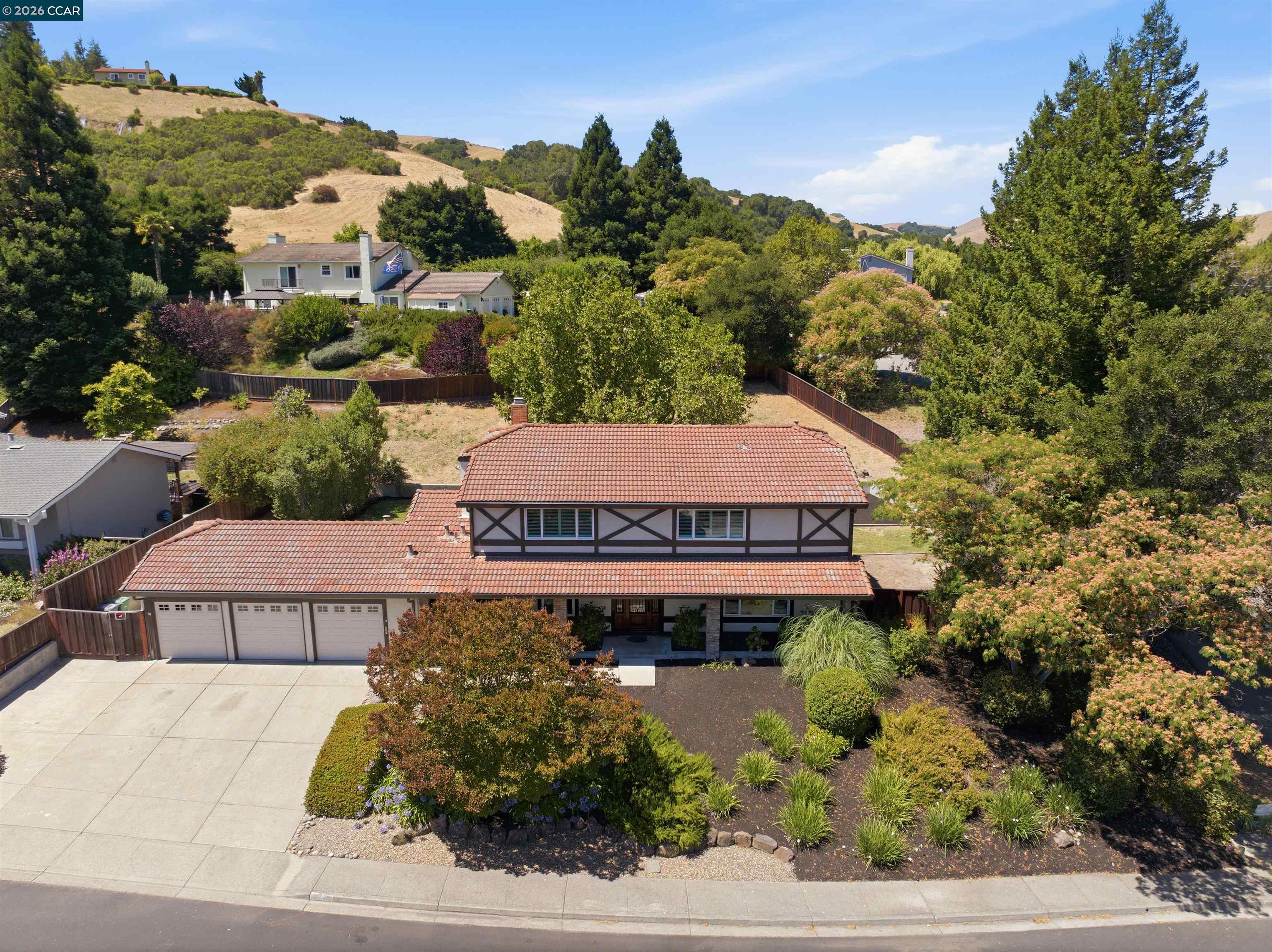 204 Lasso Cir