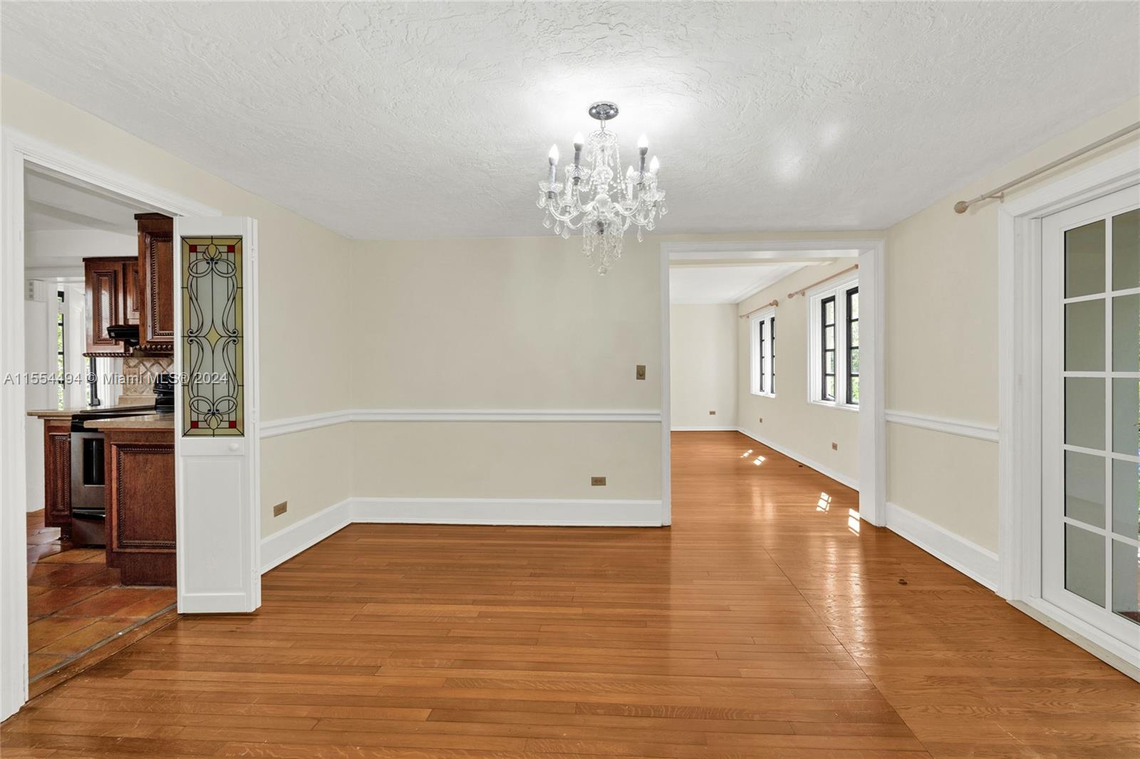 2618 Alhambra Cir