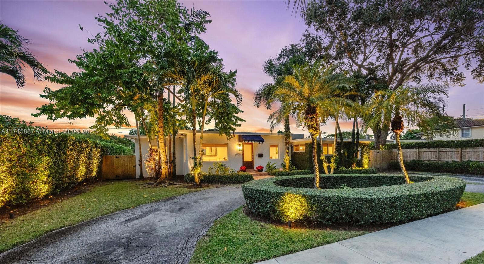 6100 SW 44th Ter
