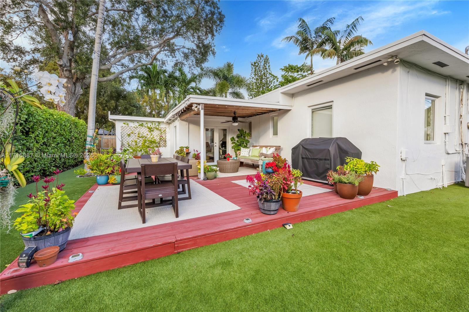 6100 SW 44th Ter