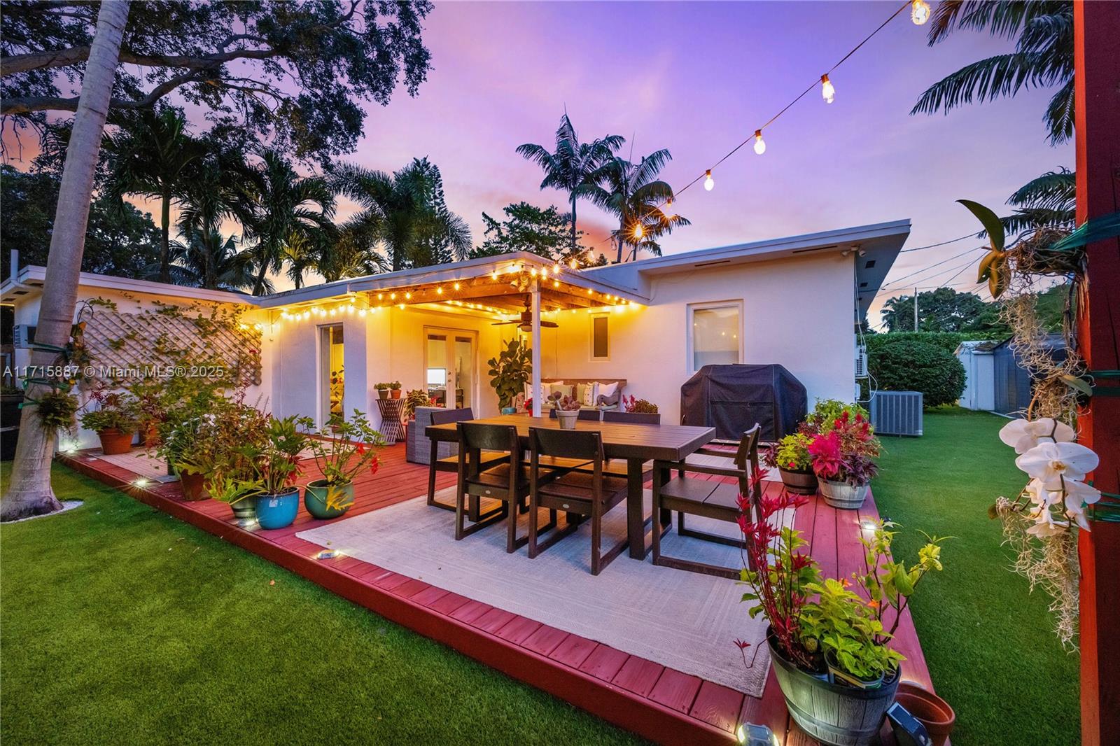 6100 SW 44th Ter