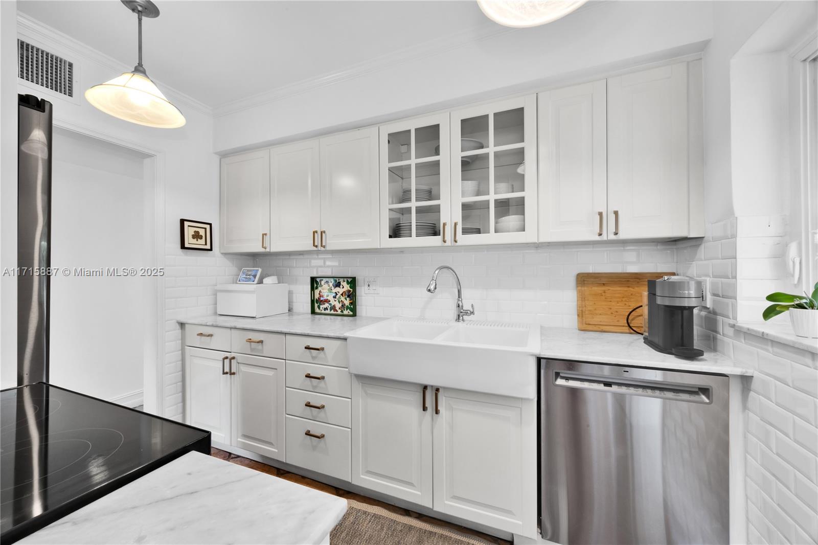 6100 SW 44th Ter
