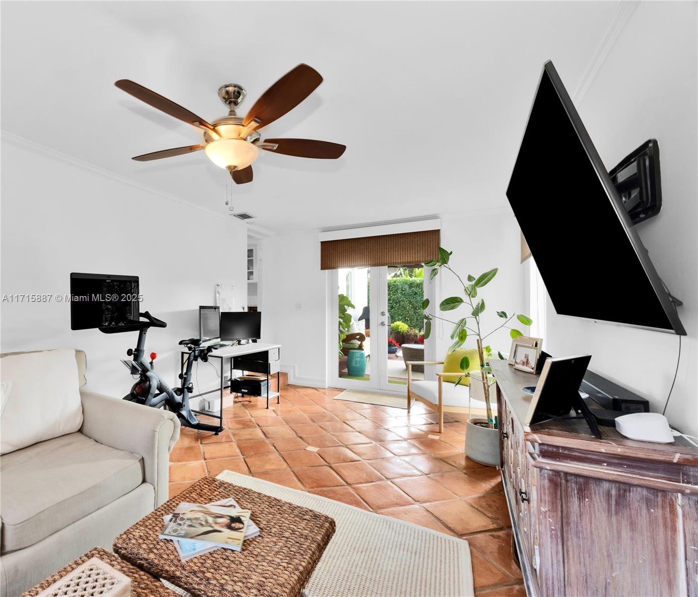 6100 SW 44th Ter
