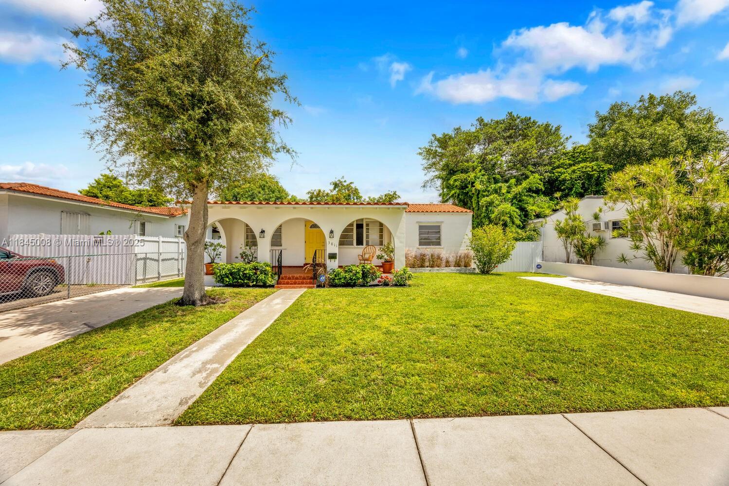 3811 NW Flagler Ter