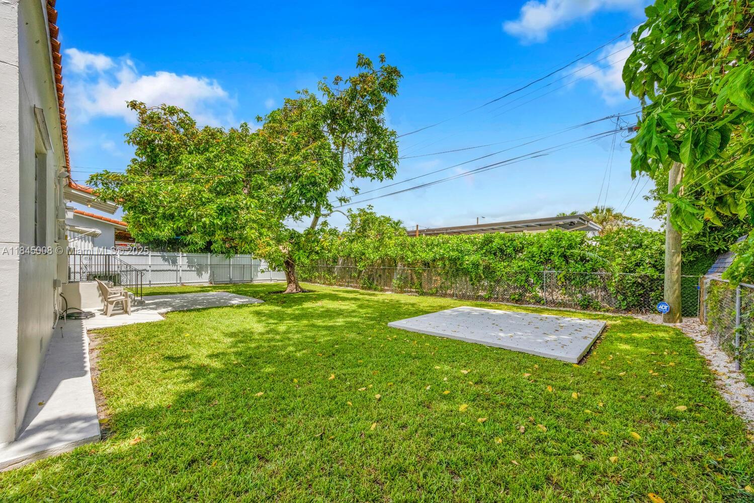 3811 NW Flagler Ter