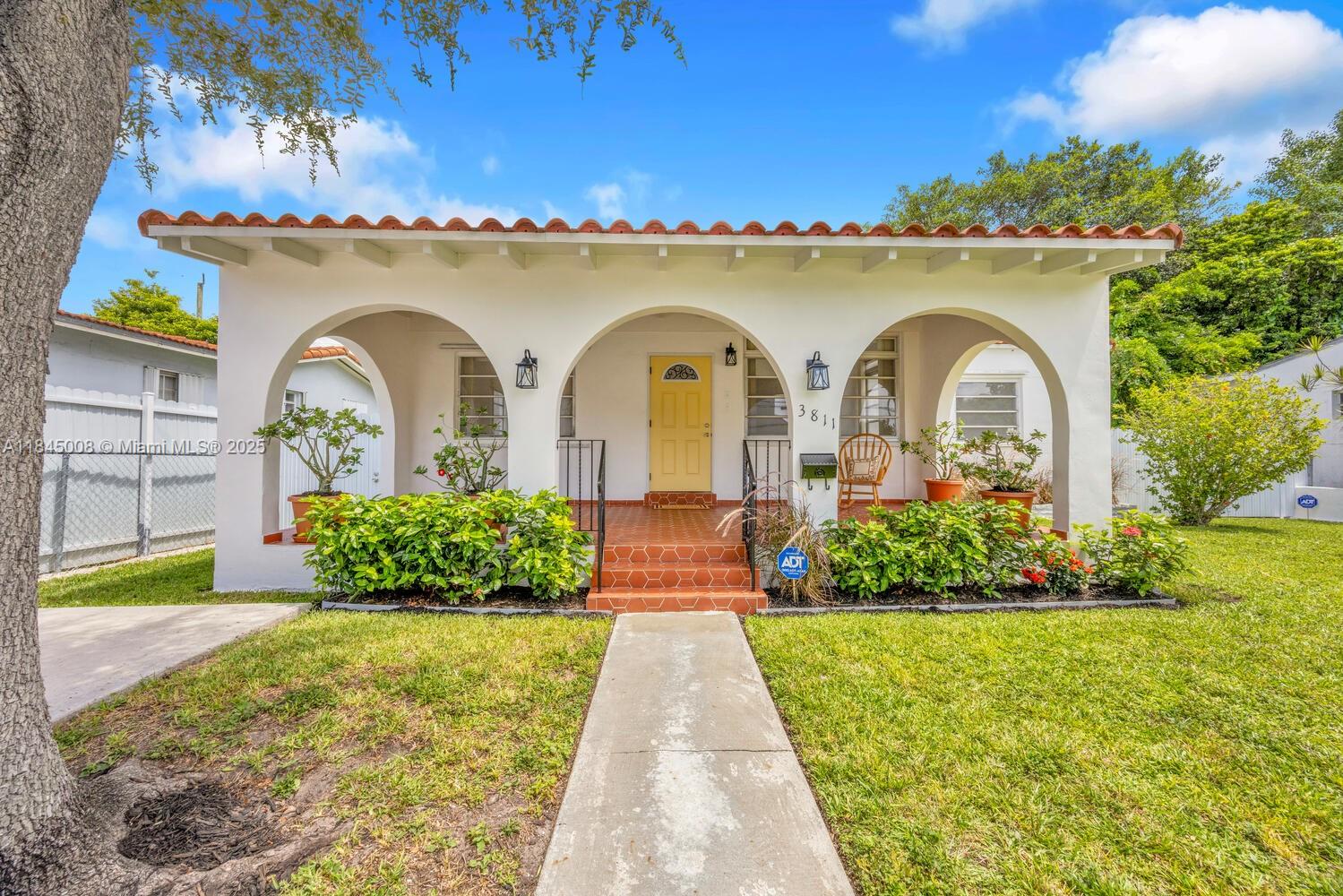 3811 NW Flagler Ter