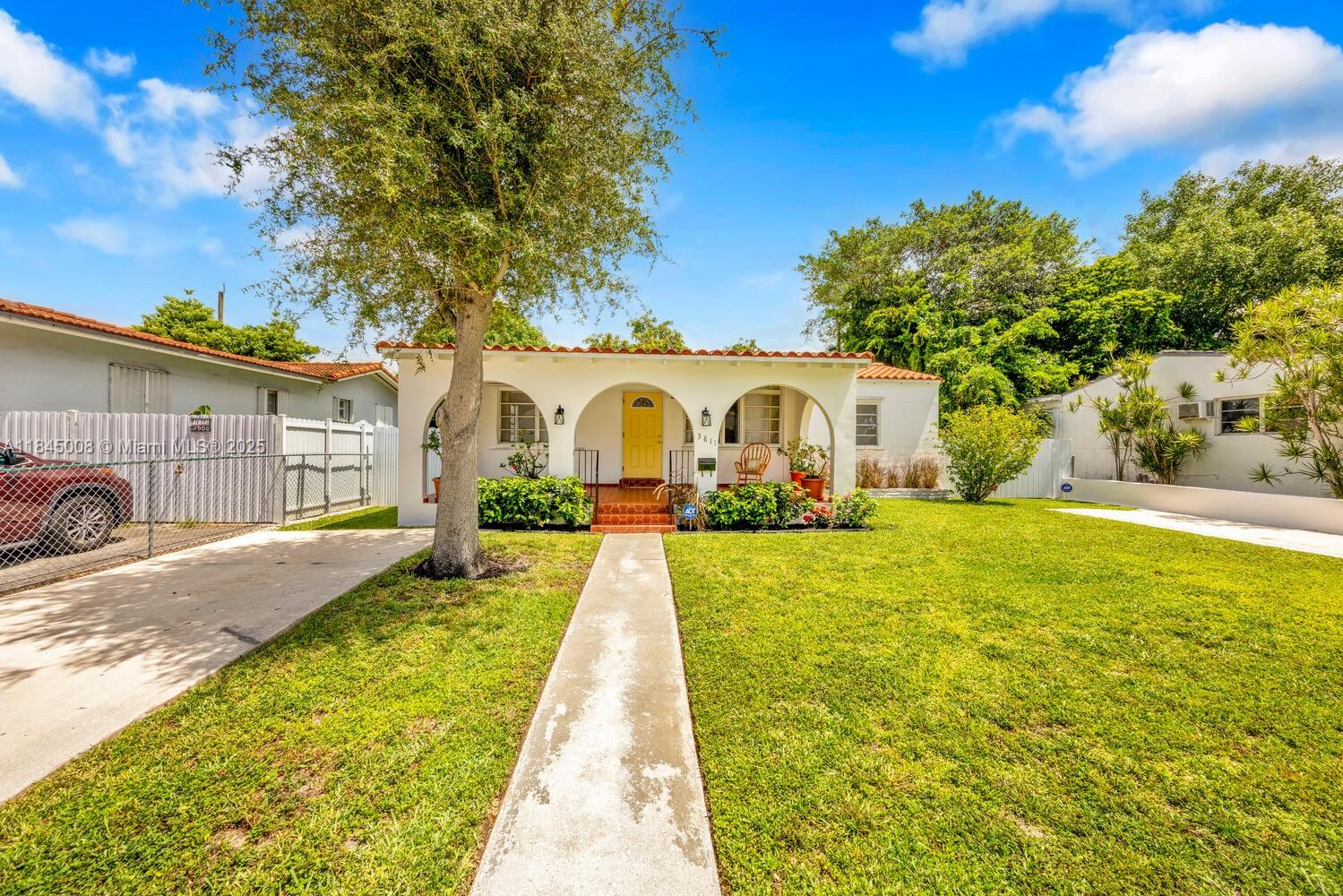 3811 NW Flagler Ter