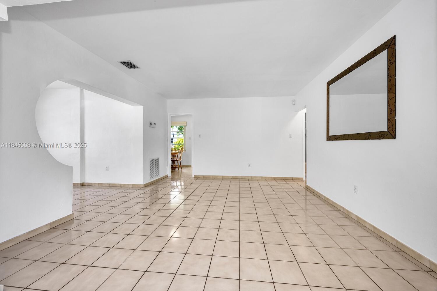 3811 NW Flagler Ter
