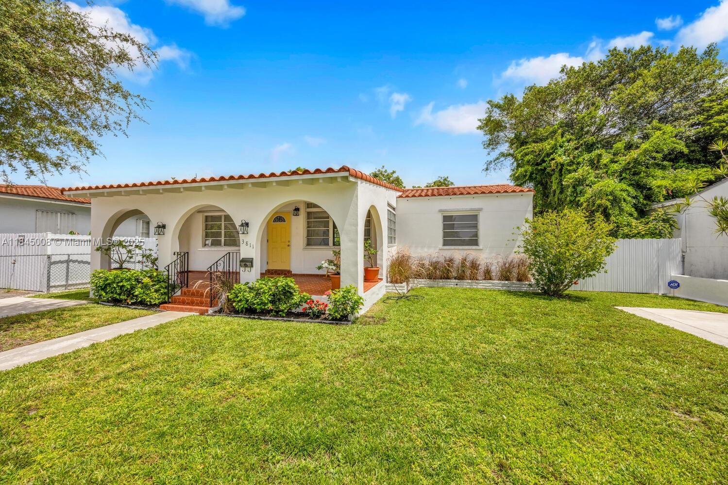 3811 NW Flagler Ter