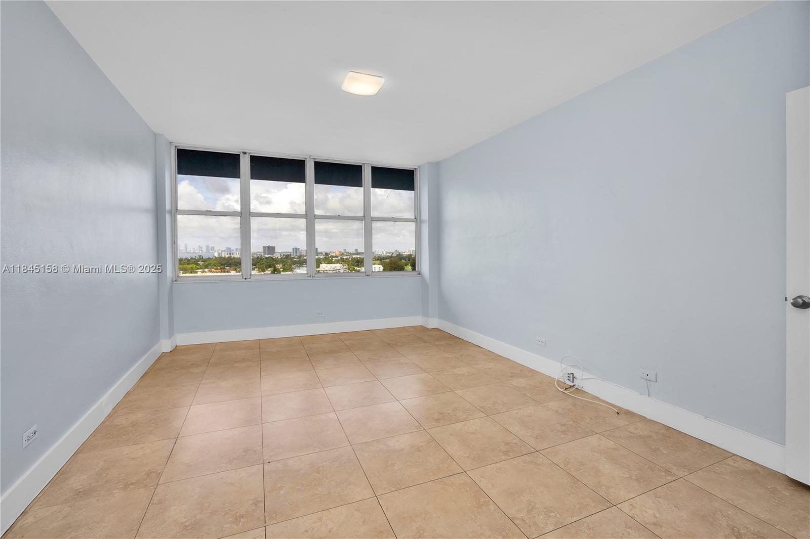 7441 Wayne Ave # 15E