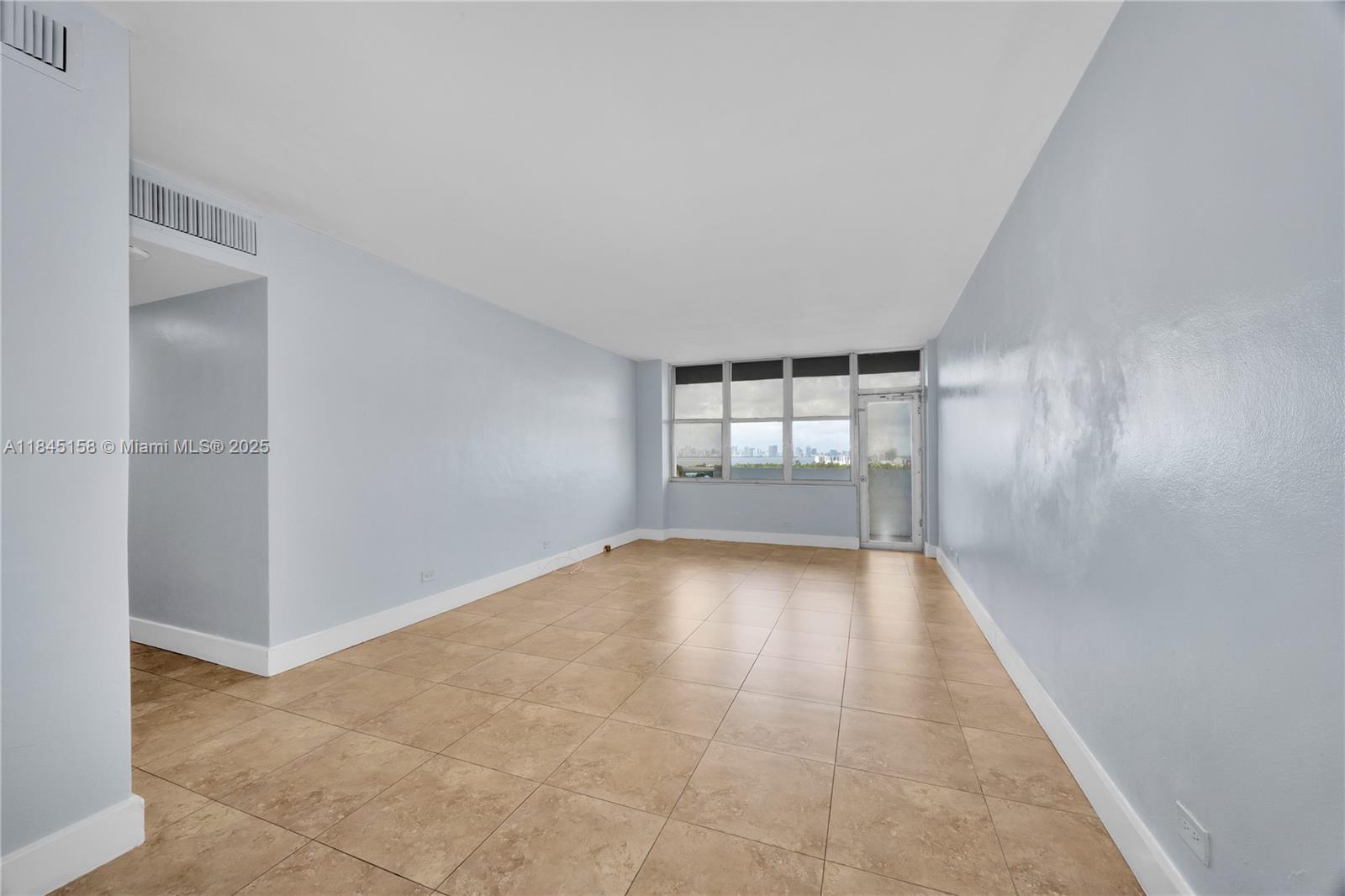7441 Wayne Ave # 15E