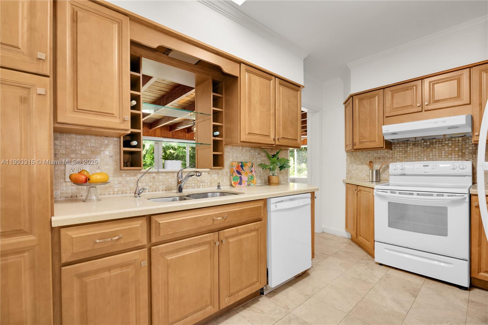 5931 SW 50th St, Miami