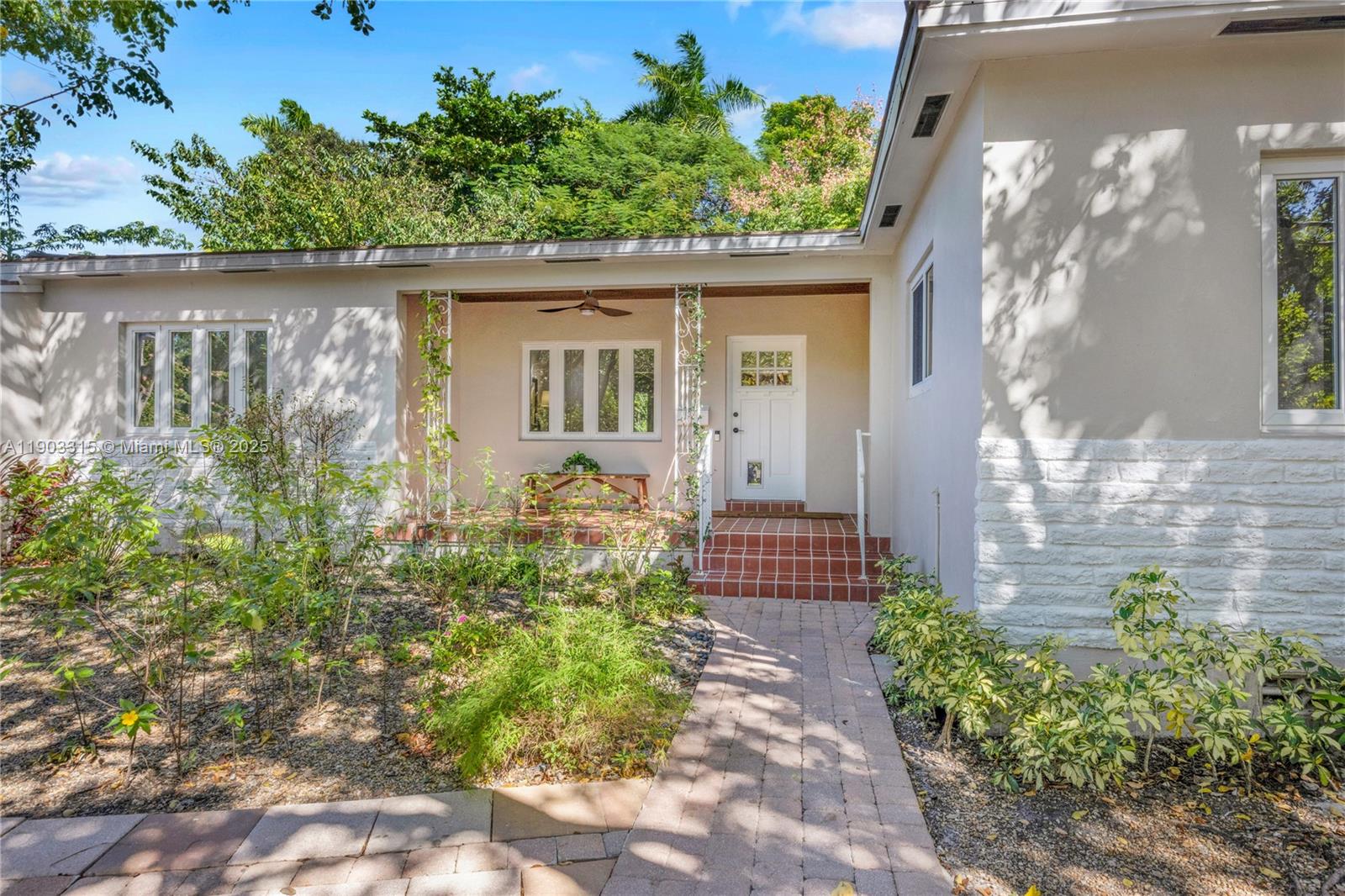 5931 SW 50th St, Miami