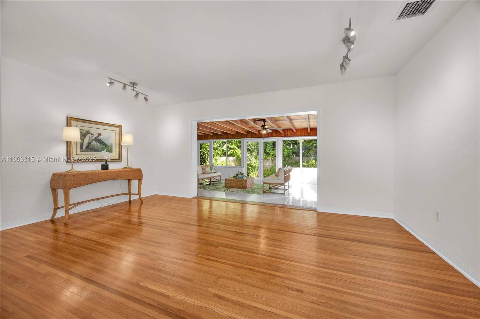 5931 SW 50th St, Miami