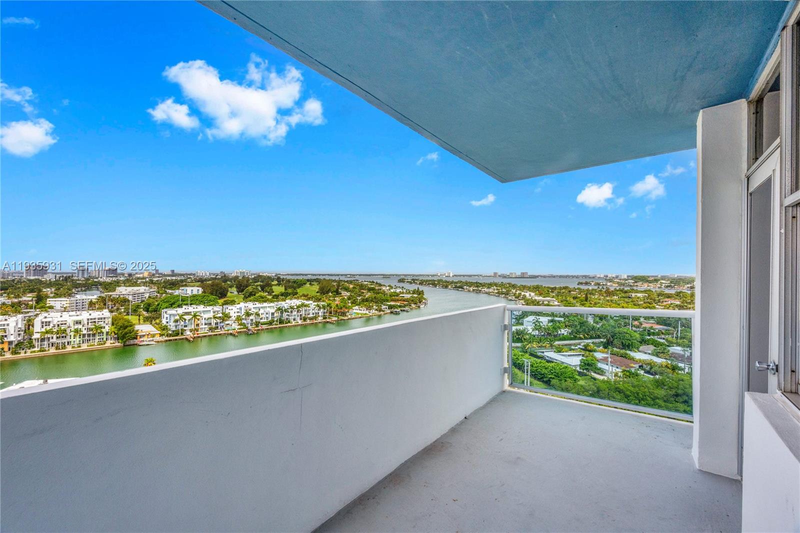 7441 Wayne Ave # 15E