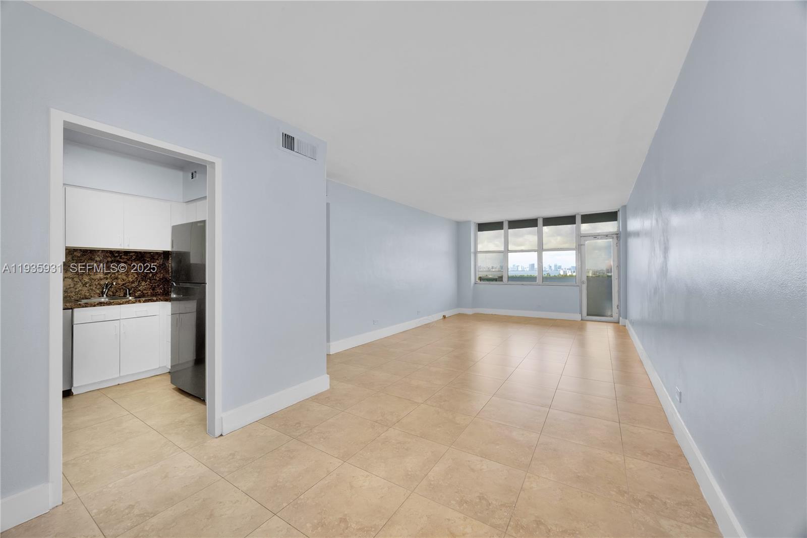 7441 Wayne Ave # 15E