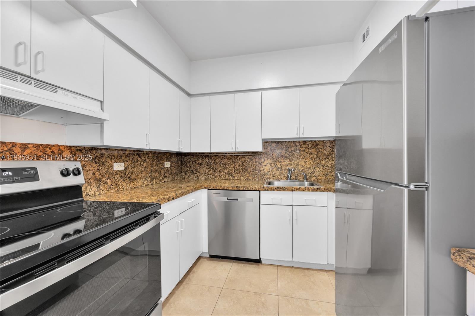 7441 Wayne Ave # 15E