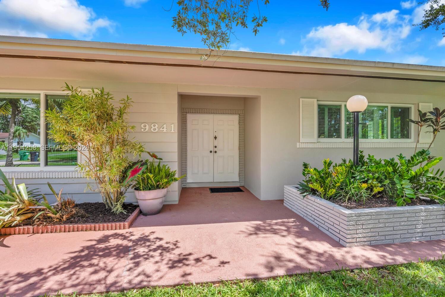 9841 SW 122nd St