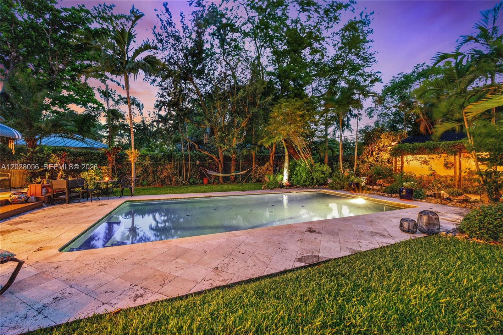 5825 SW 46th Ter