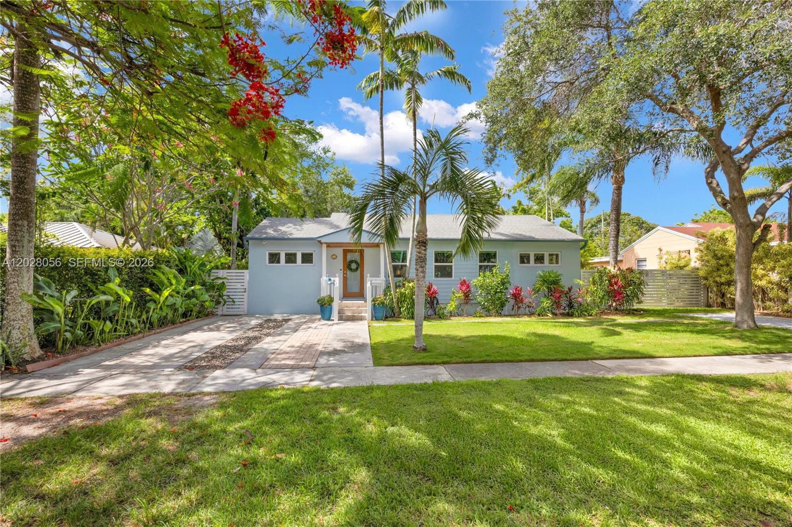 5825 SW 46th Ter