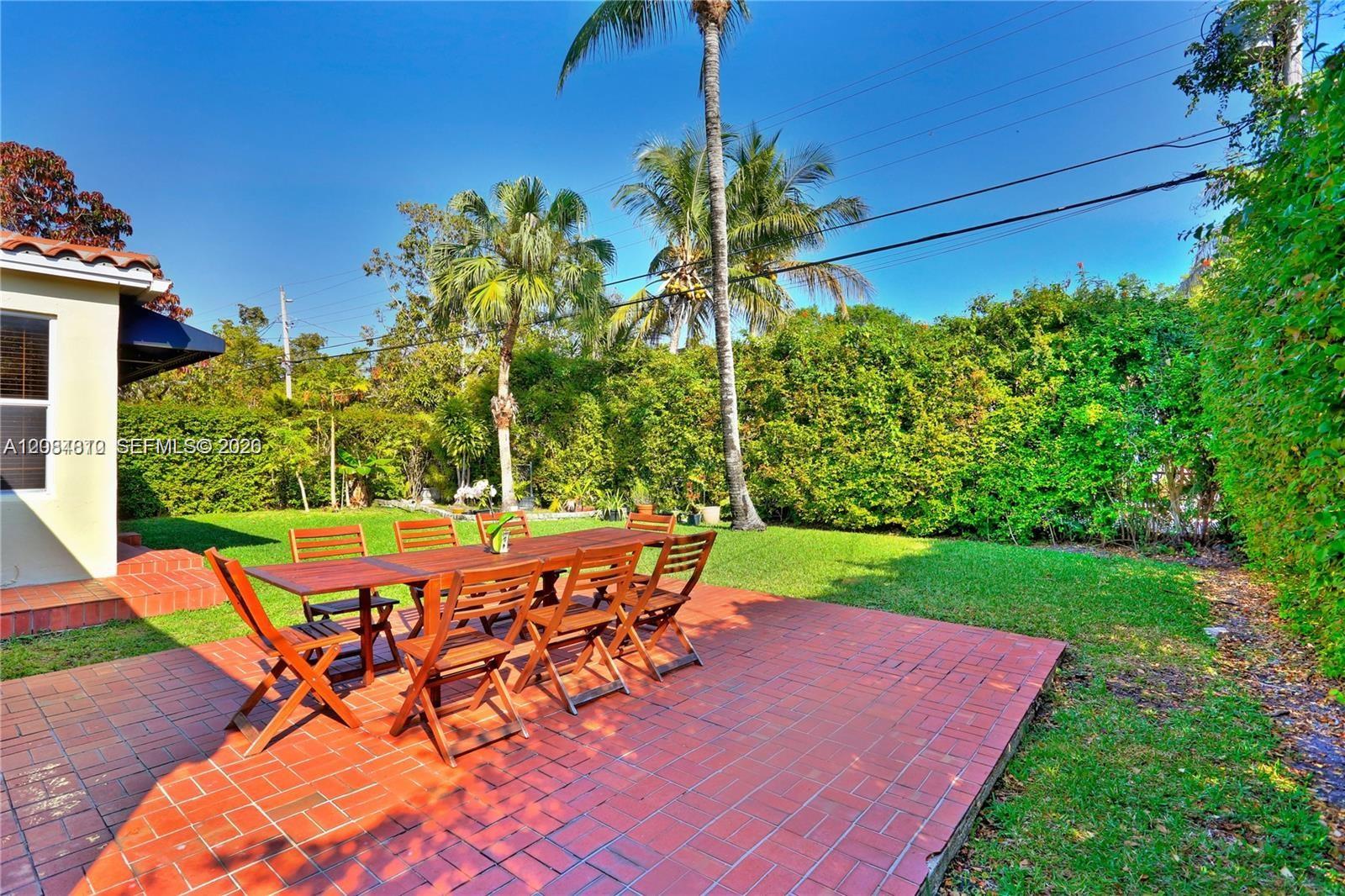 537 Zamora Ave