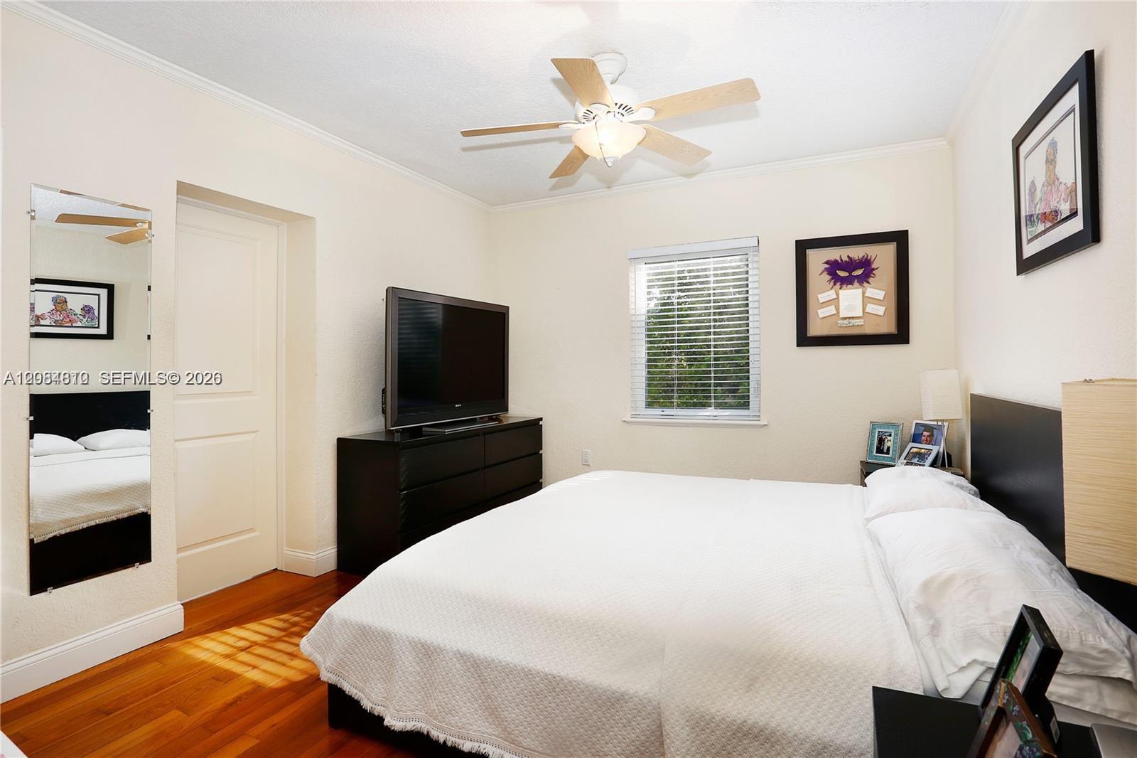 537 Zamora Ave