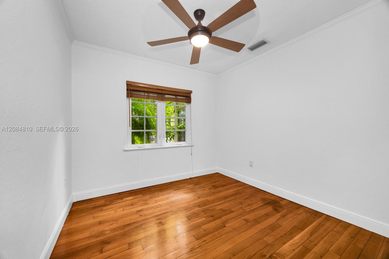 537 Zamora Ave