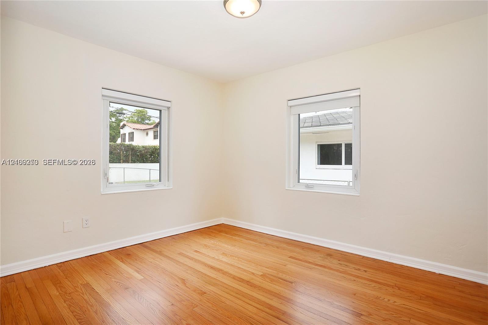 640 Zamora Ave
