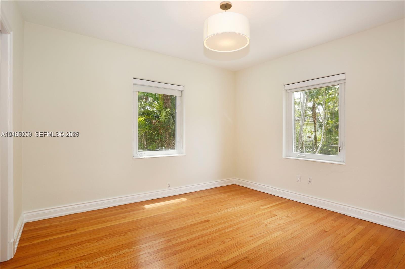 640 Zamora Ave
