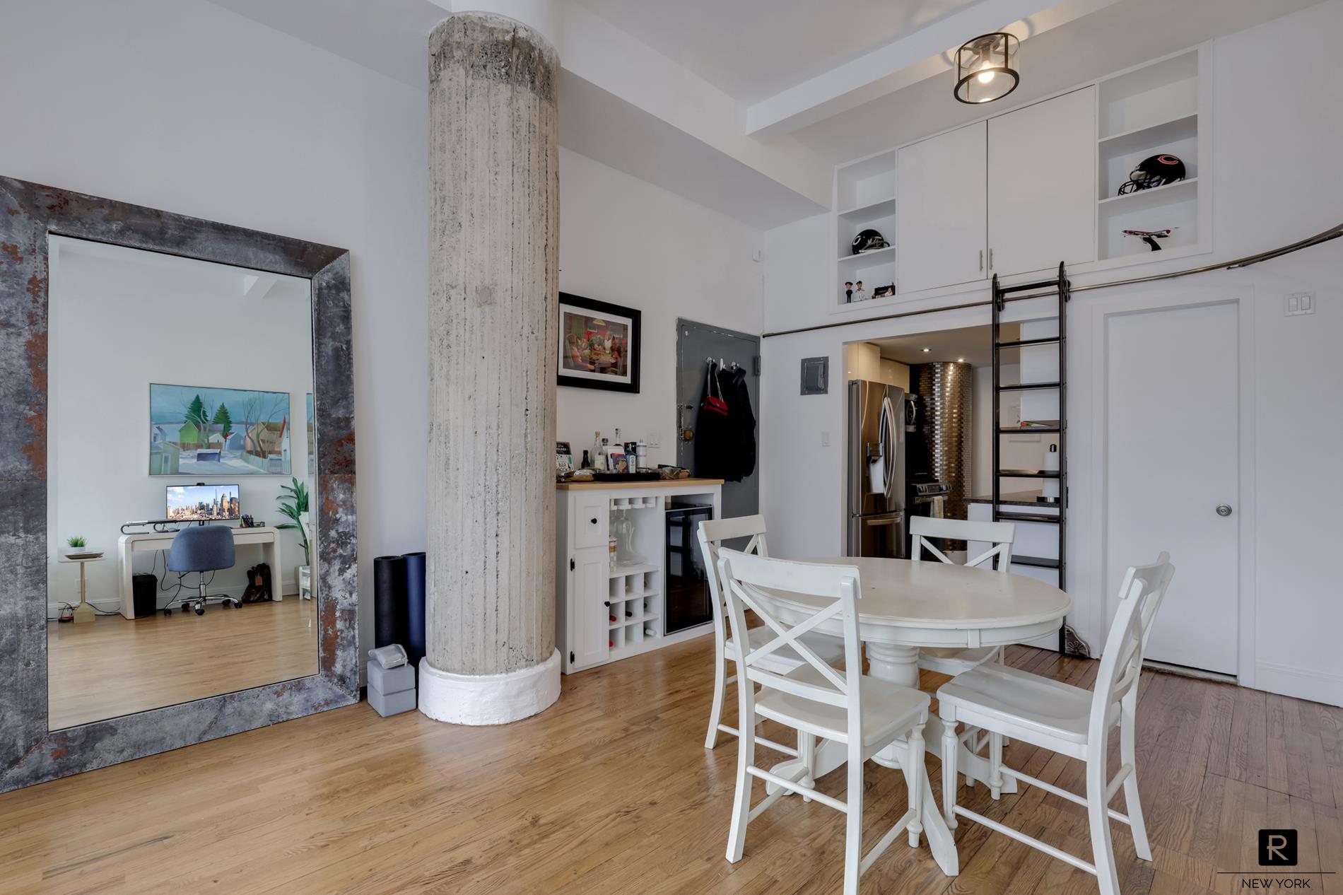 250 Mercer Street B1108
