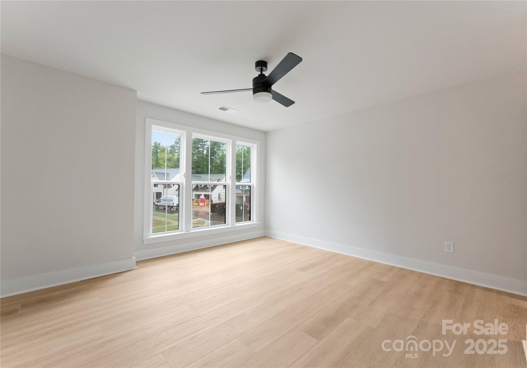 3021 Kinger Lane
