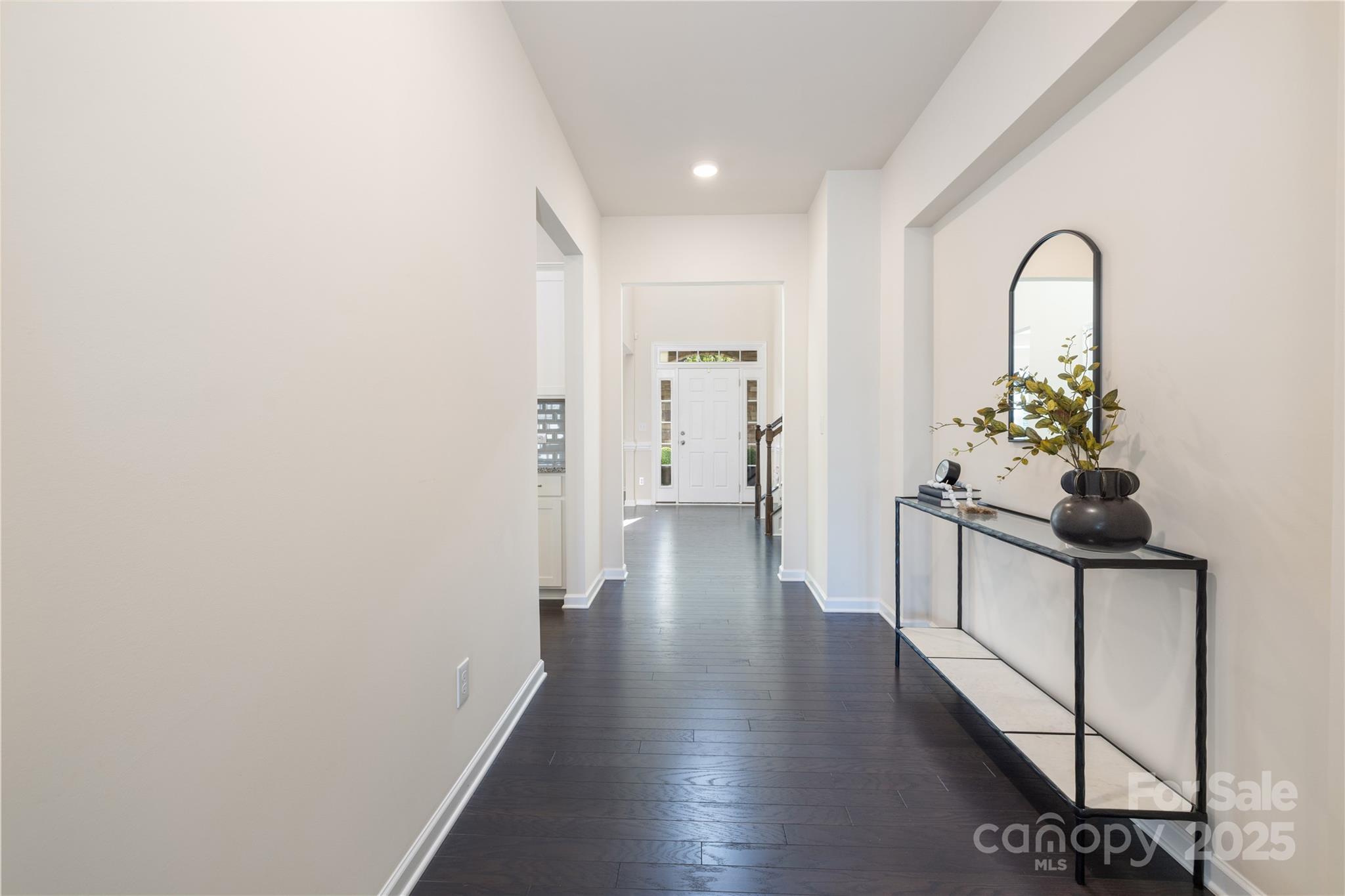 1005 Argentium Way