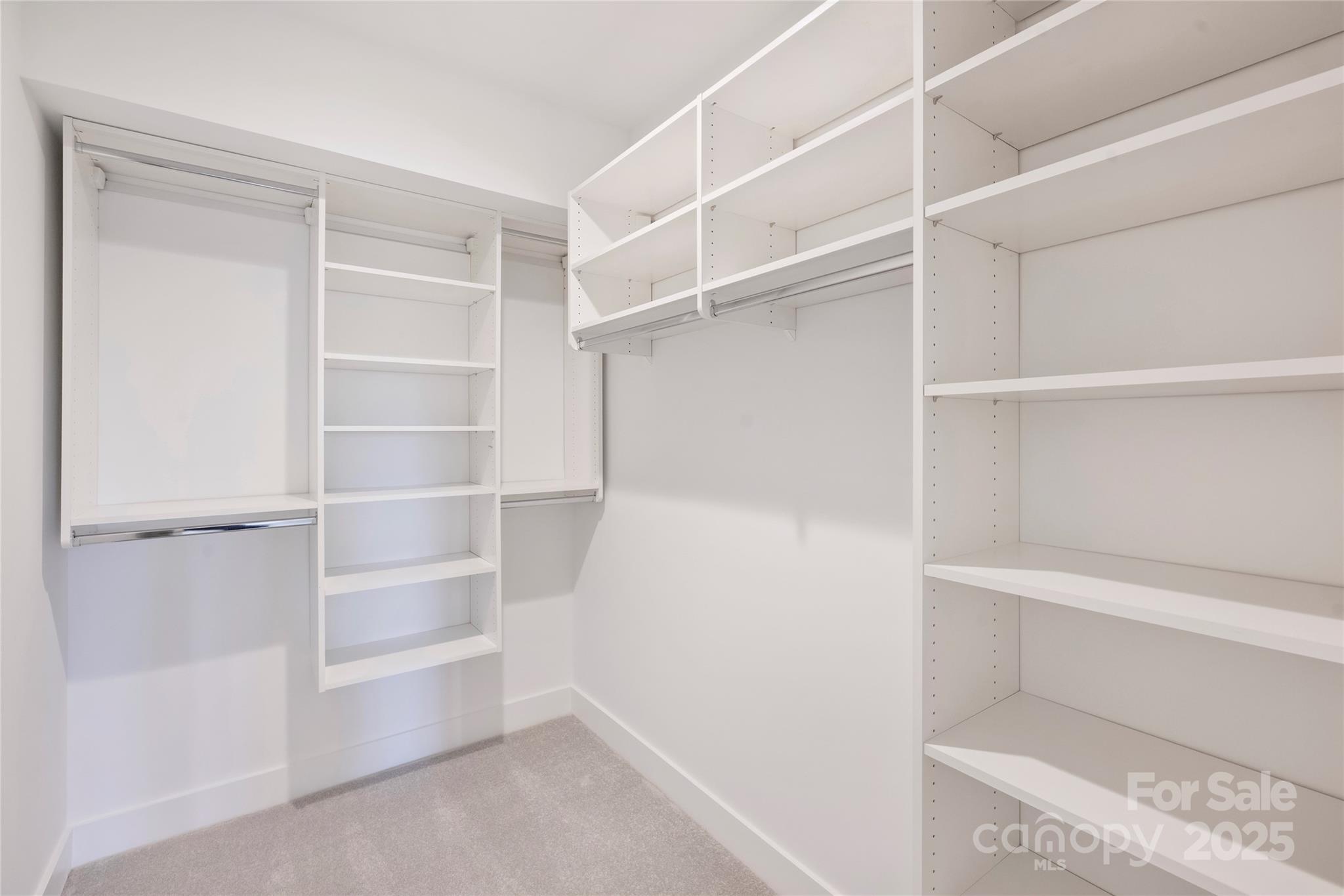 209 Coxe Avenue Unit: A