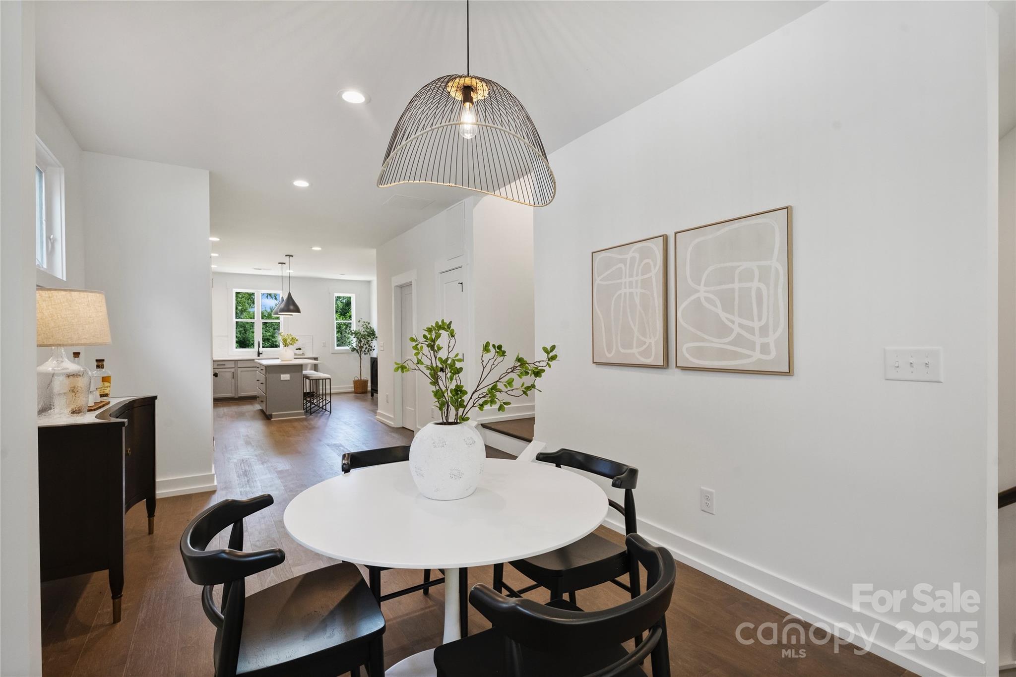 209 Coxe Avenue Unit: A