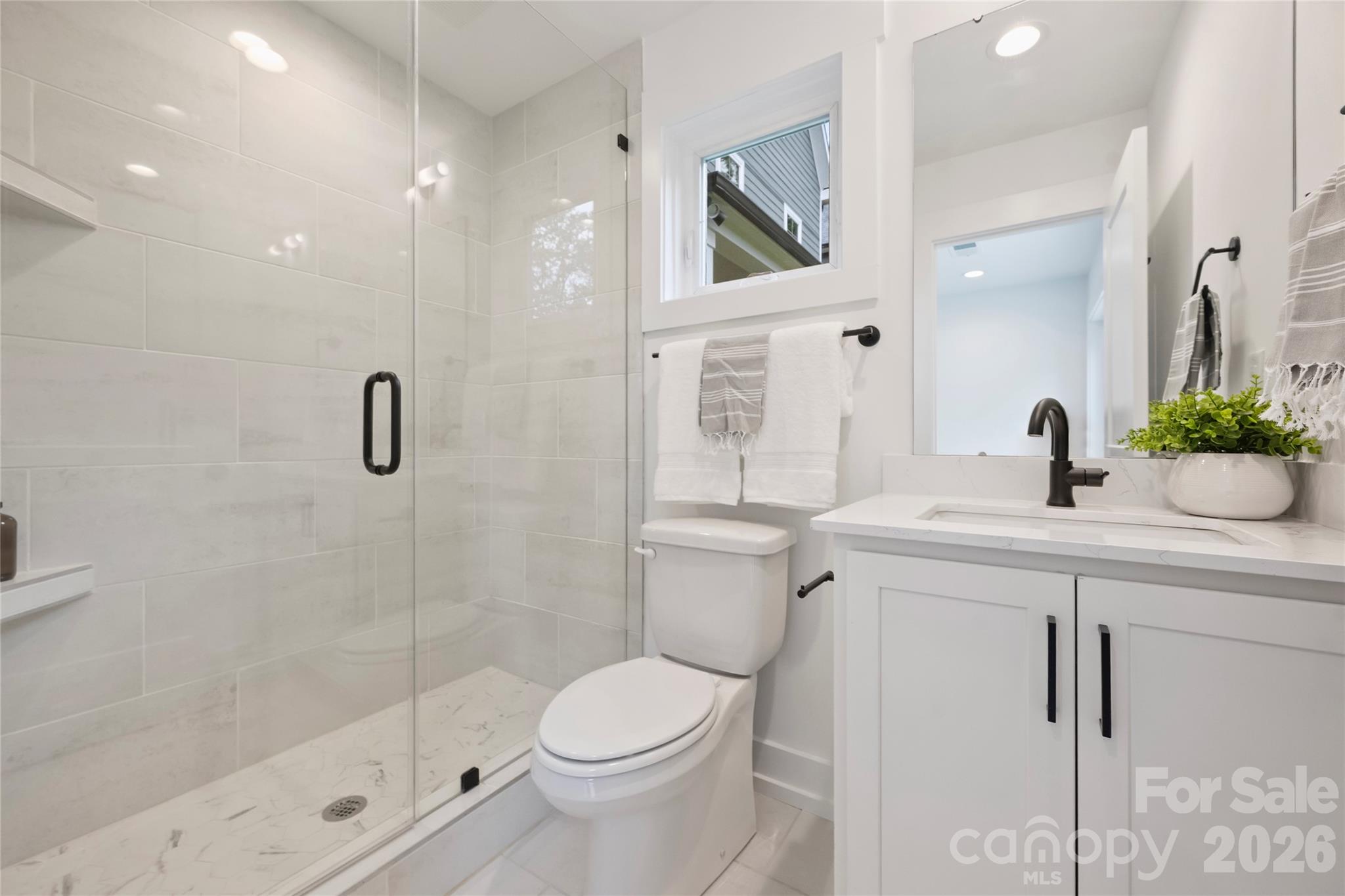 209 Coxe Avenue Unit: A