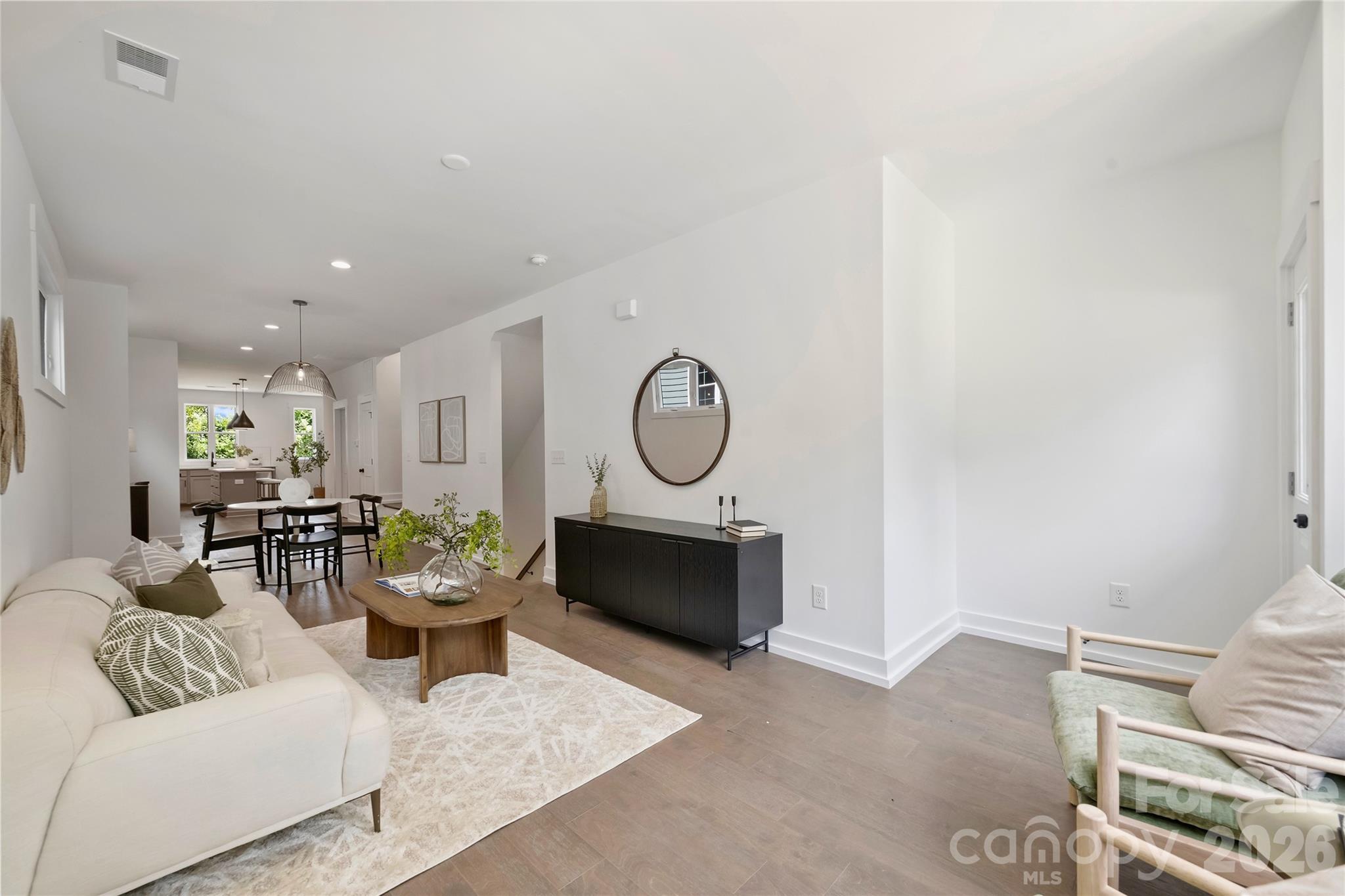 209 Coxe Avenue Unit: A