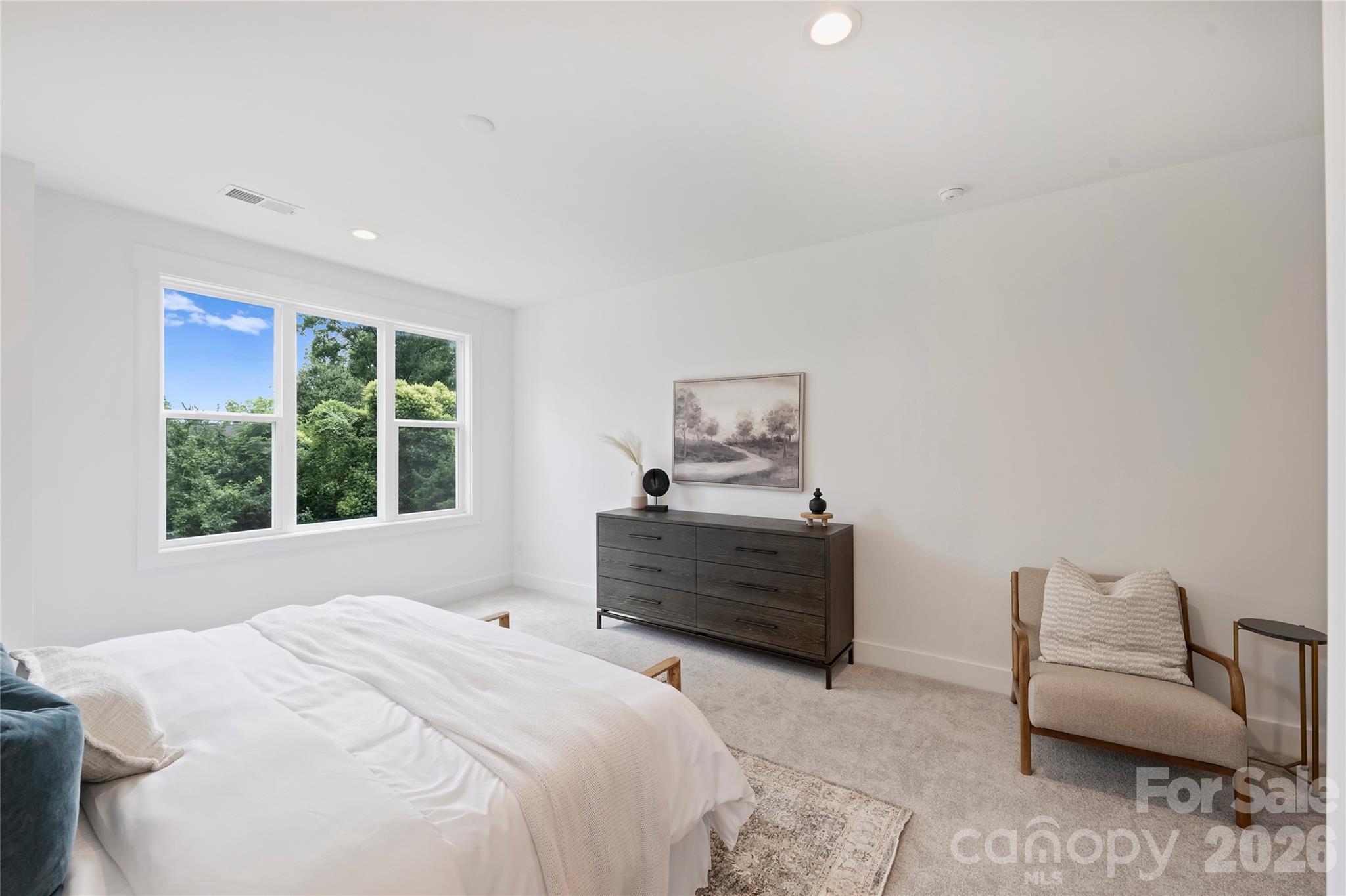 209 Coxe Avenue Unit: A