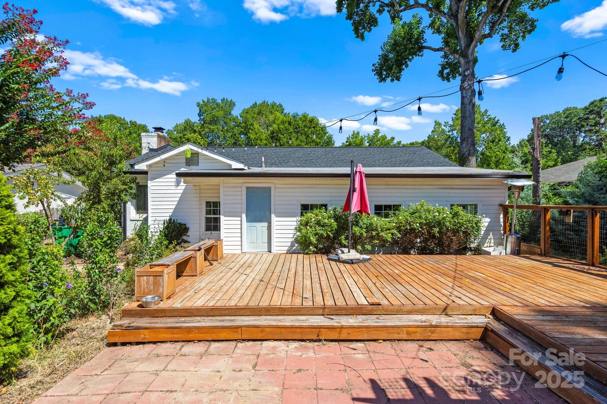 5440 Kildare Drive