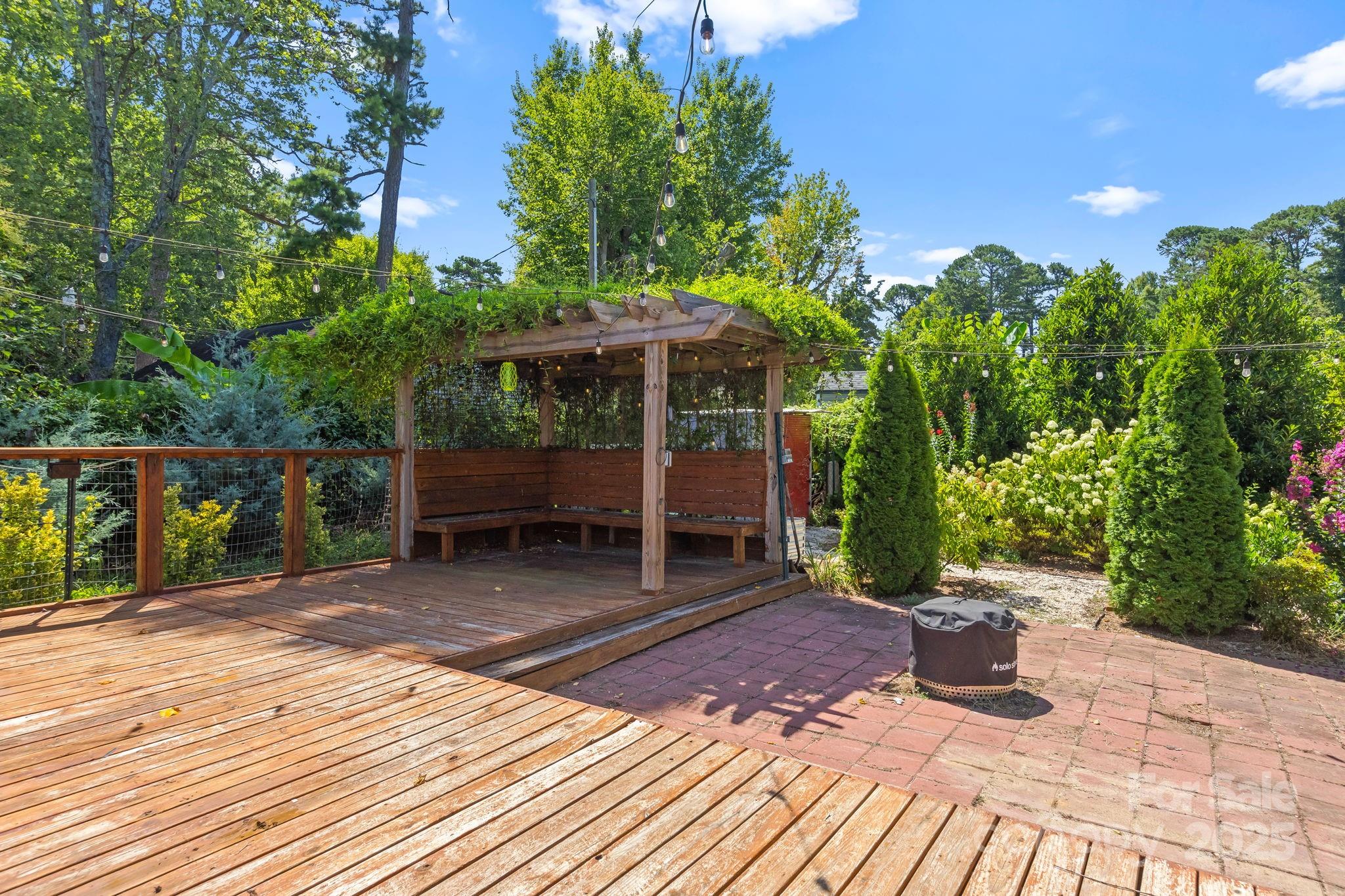 5440 Kildare Drive