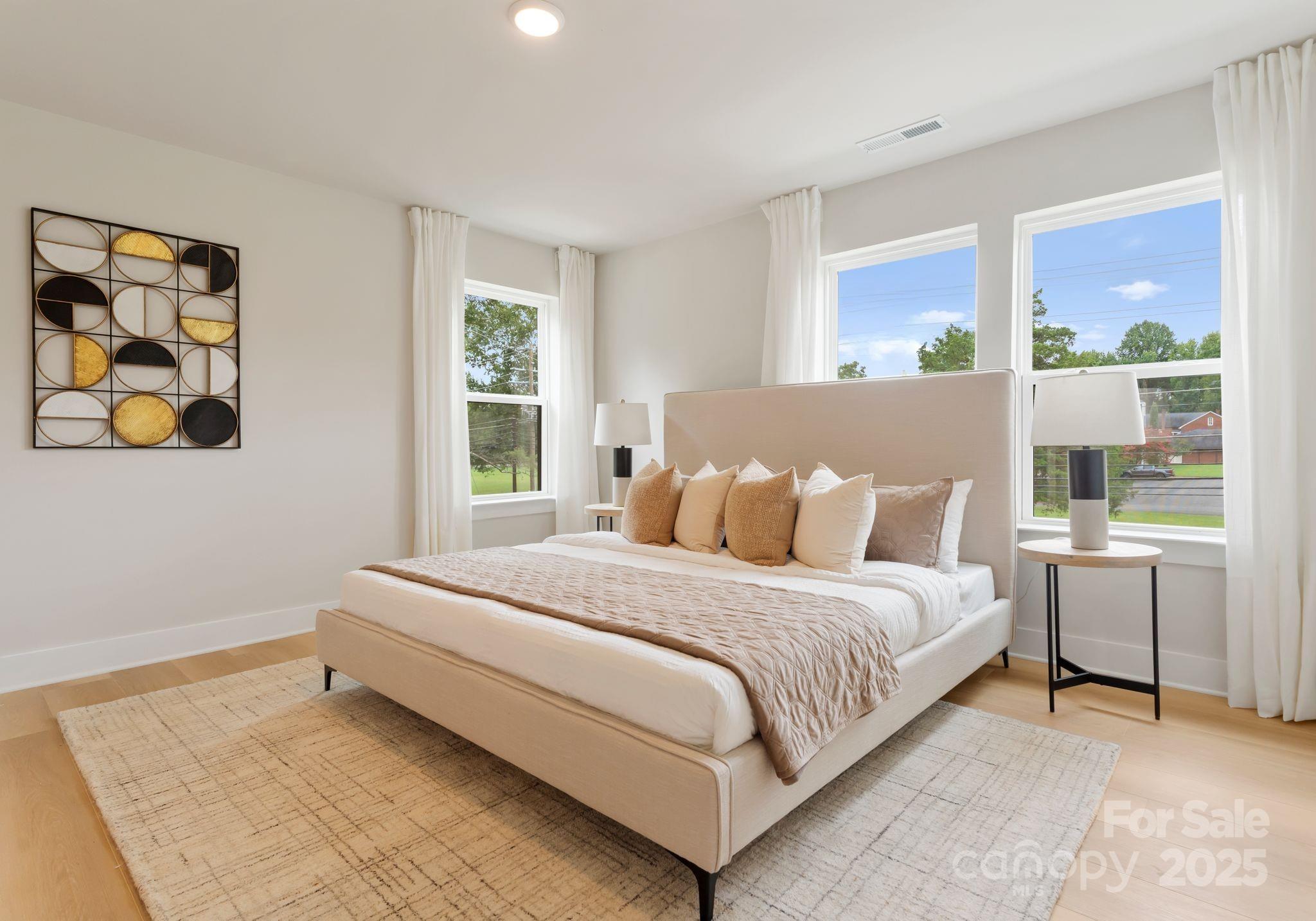 1539 W Rocky River Road