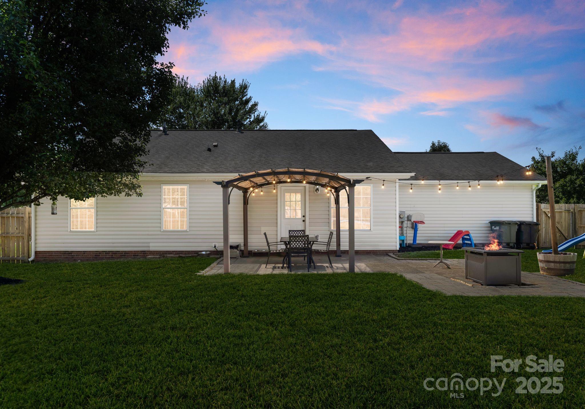 1517 Battle Lane