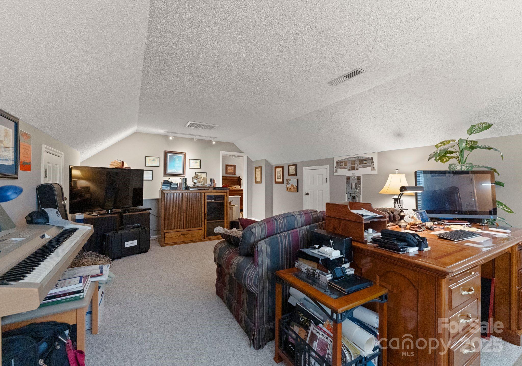 2027 Kilkenney Hill Road