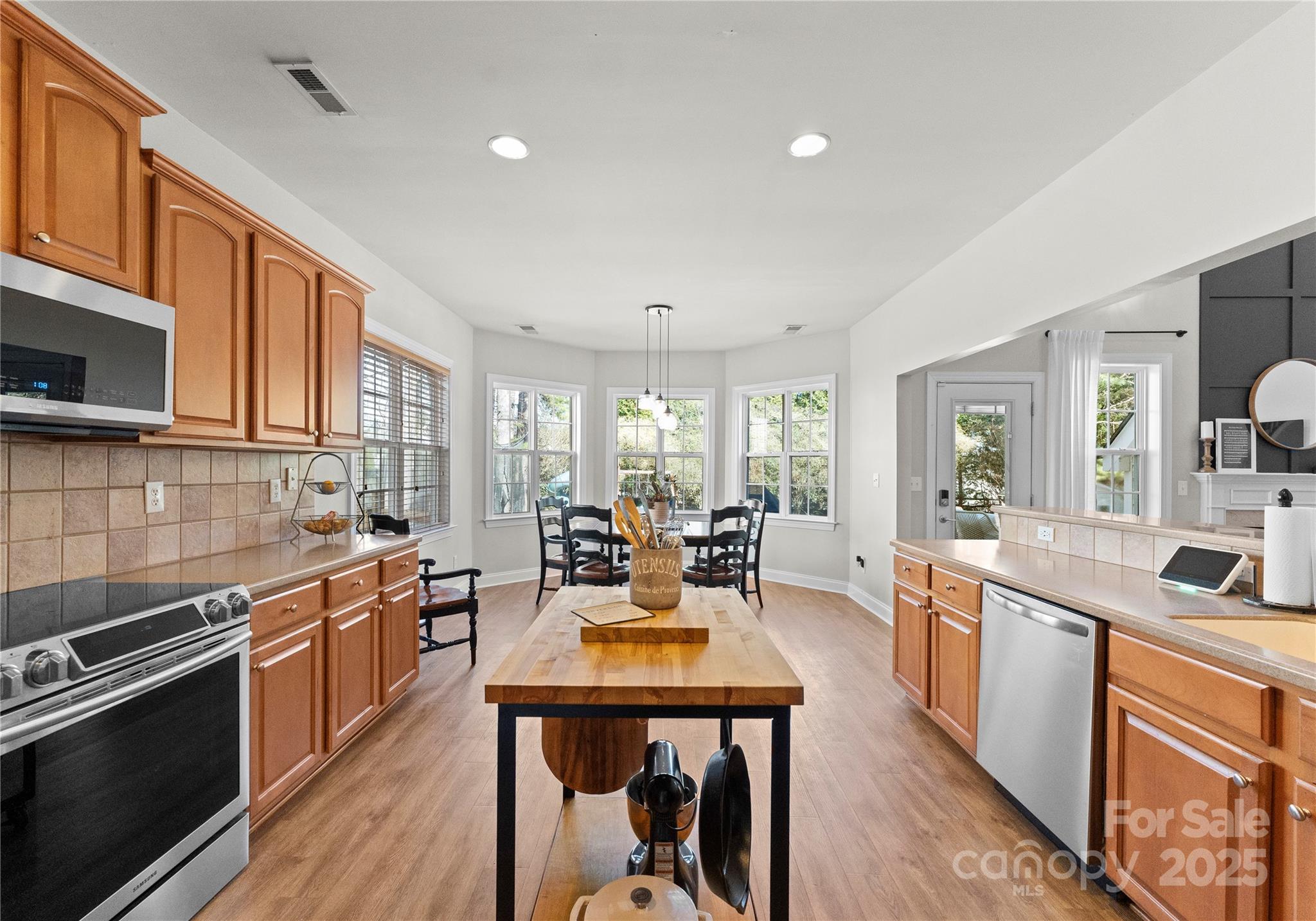 2004 Crismark Drive