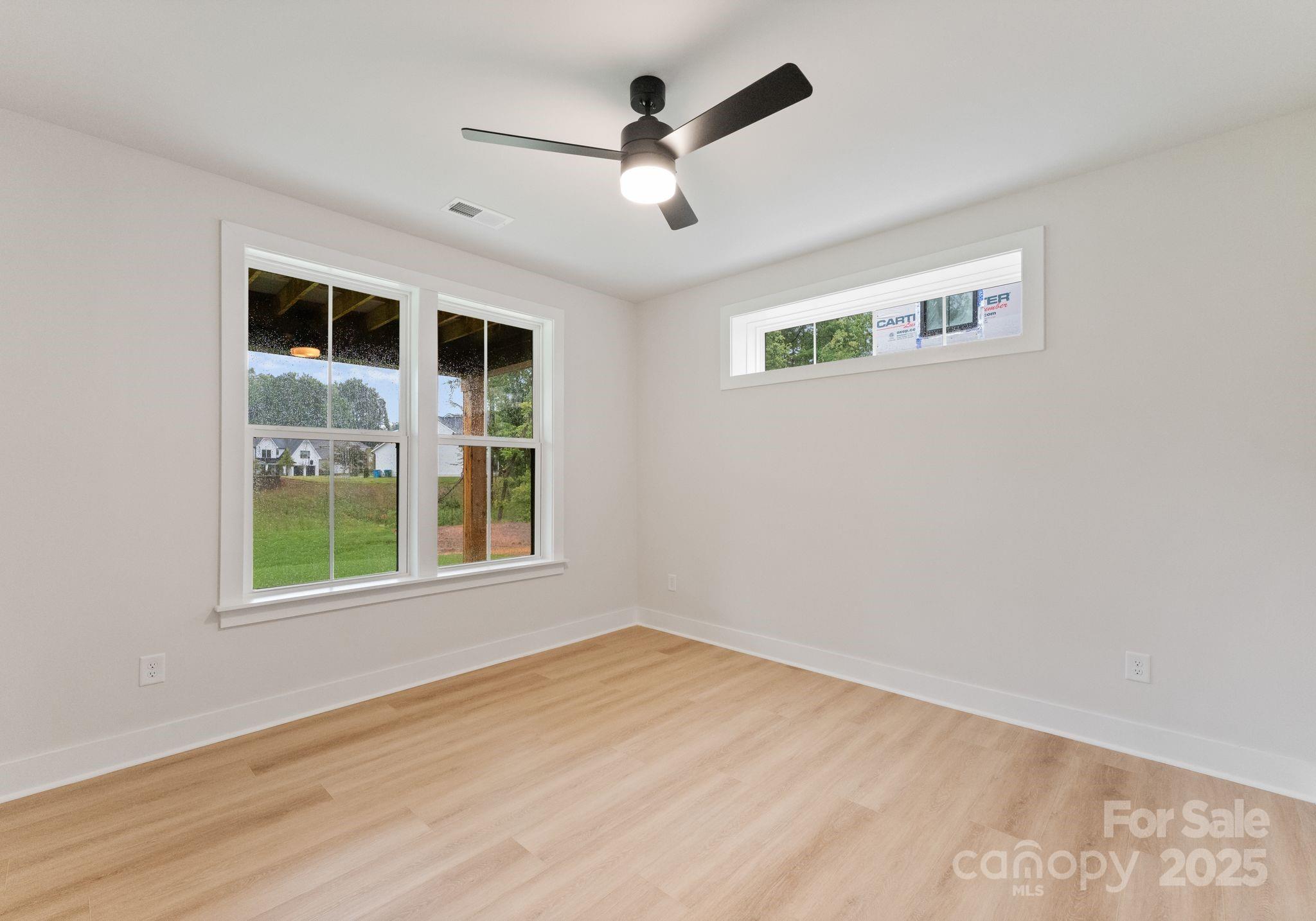 3005 Kinger Lane