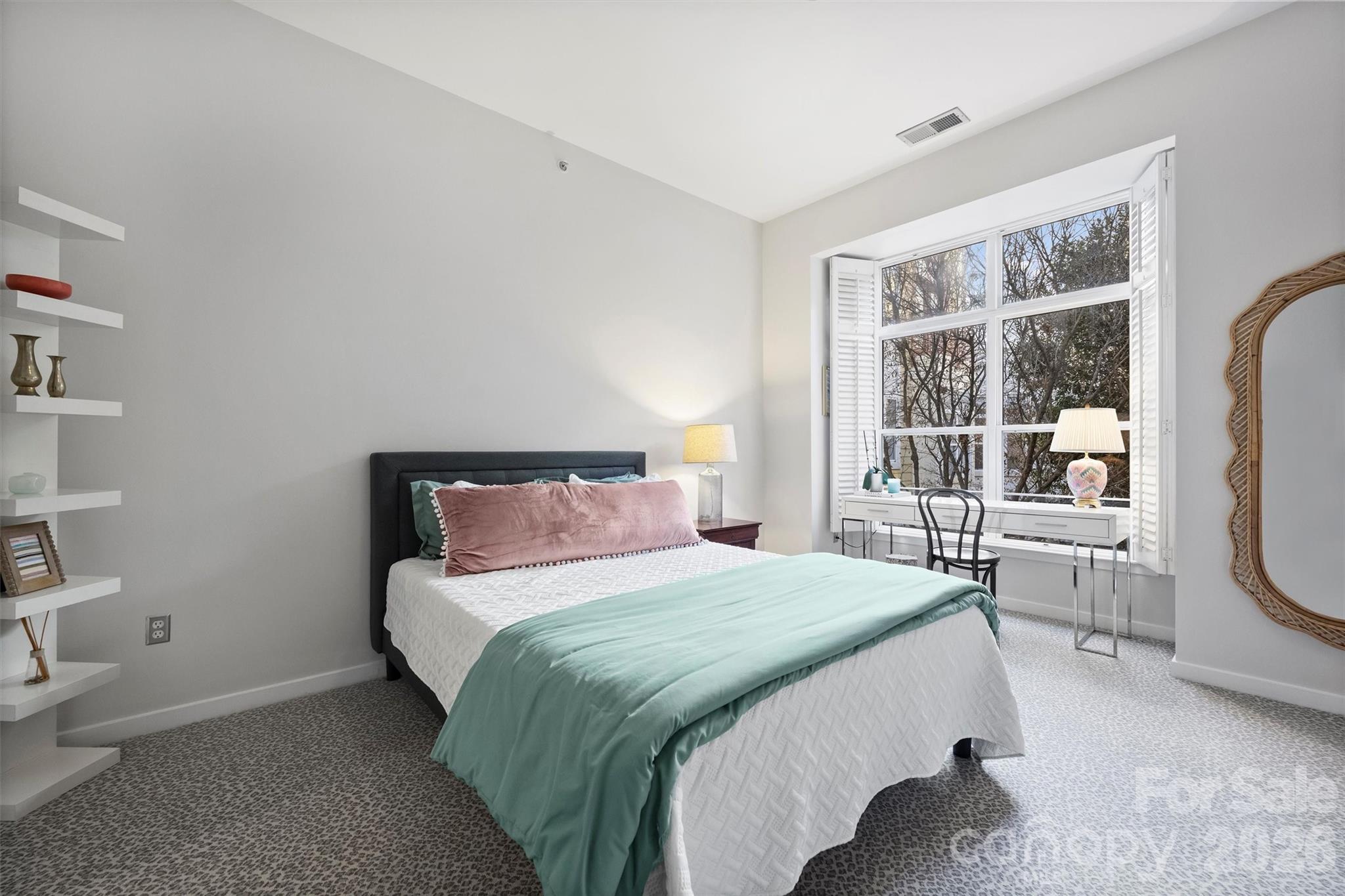 2125 Southend Drive Unit: 132